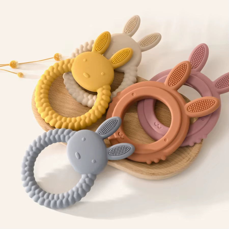 New Design Baby Rabbit Baby Toy Food Grade Safe Silicone Toothbrush Teether Toy Teething Set for Newborn Gift